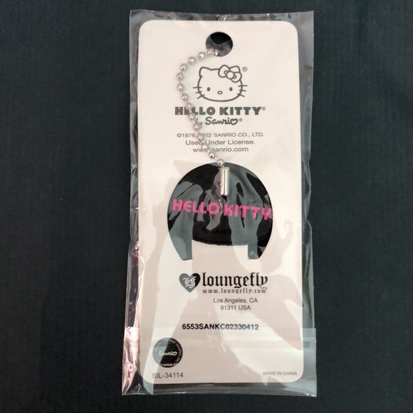 Sanrio Hello Kitty Key Cap - Picture 2 of 5